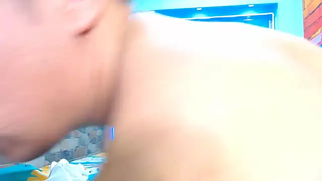 tommyxpamela77 online show from 10-31-25, 01:30