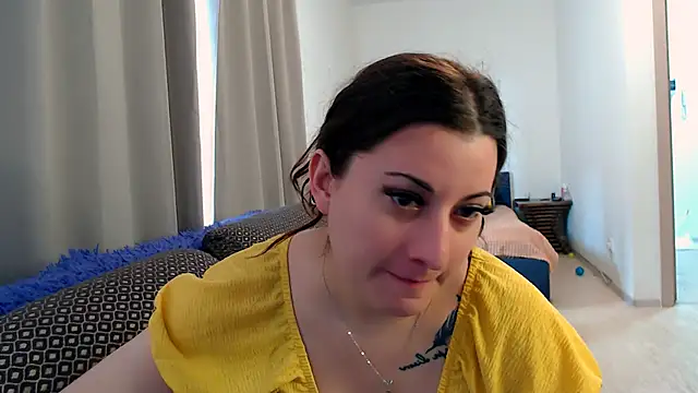 Helen Adams  online show from 06-01-26, 06:02