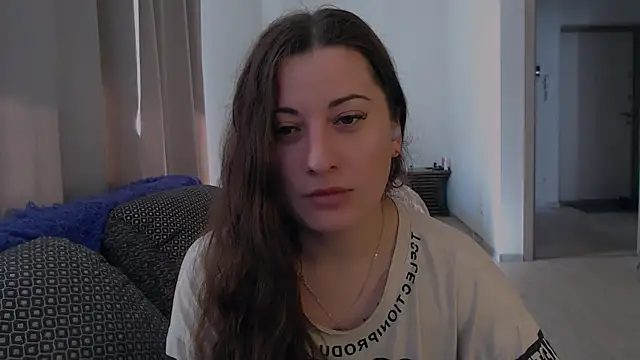 Helen Adams  online show from 07-10-26, 06:02