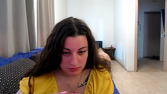 Helen Adams  online show from 05-20-26, 06:10