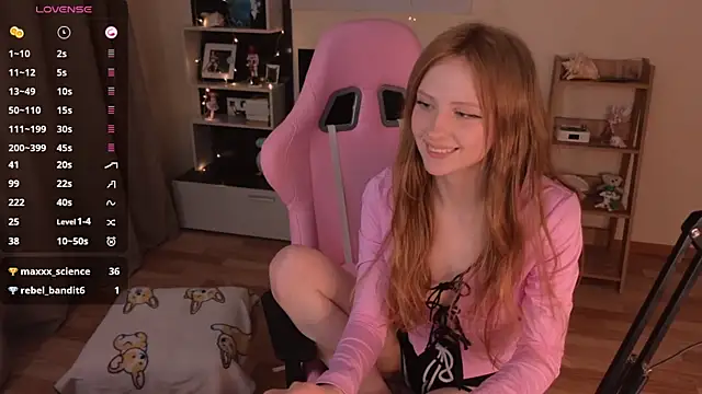 Snapshot of rara_ruru chatting on 12-22-25, 03:56 rara ruru online show from 12-22-25, 03:56