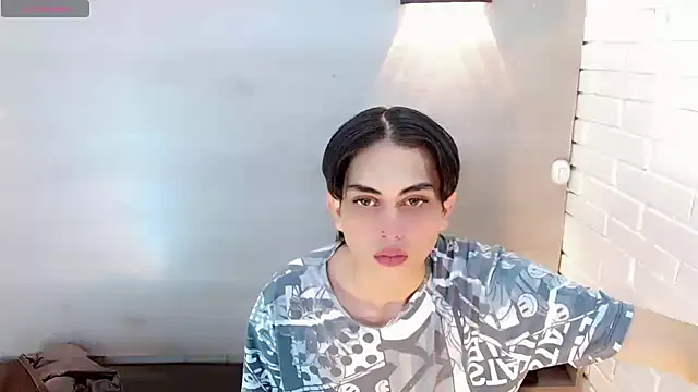 Snapshot of Daniela_Pink_ chatting on 09-18-25, 08:45 Daniela Pink online show from 09-18-25, 08:45