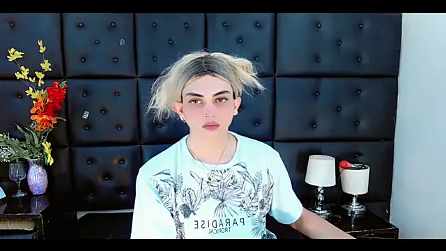 Snapshot of Daniela_Pink_ chatting on 02-27-26, 07:24 Daniela Pink online show from 02-27-26, 07:24