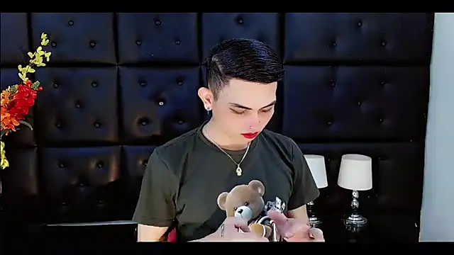 Daniela Pink  online show from 03-23-26, 07:03