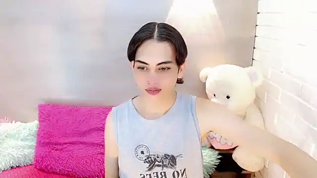 Snapshot of Daniela_Pink_ chatting on 09-24-25, 07:42 Daniela Pink online show from 09-24-25, 07:42