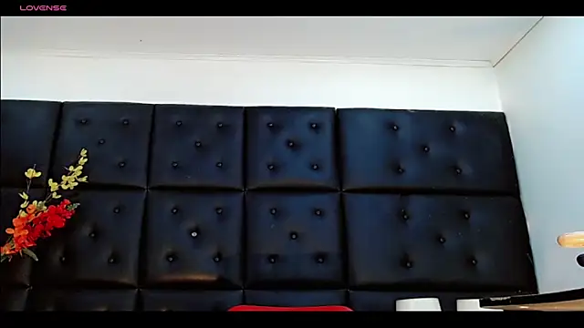 Daniela Pink  online show from 04-05-26, 08:48