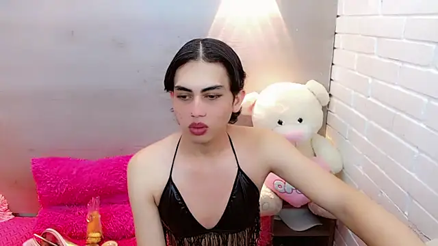 Snapshot of Daniela_Pink_ chatting on 09-30-25, 07:42 Daniela Pink online show from 09-30-25, 07:42