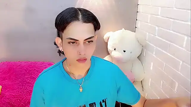 Snapshot of Daniela_Pink_ chatting on 01-14-26, 07:39 Daniela Pink online show from 01-14-26, 07:39