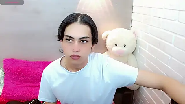 Snapshot of Daniela_Pink_ chatting on 11-11-25, 08:14 Daniela Pink online show from 11-11-25, 08:14