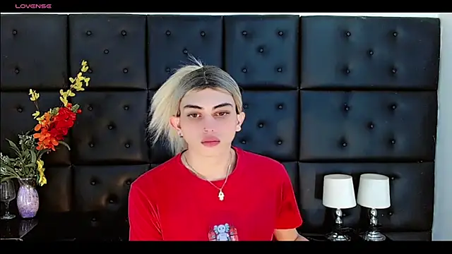 Daniela Pink  online show from 03-26-26, 07:34