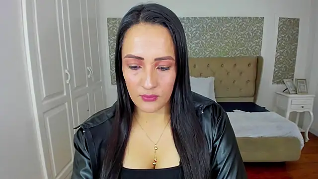 Snapshot of KimWessel_ chatting on 06-24-26, 04:27 KimWessel online show from 06-24-26, 04:27