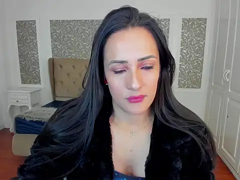 KimWessel  online show from 10-25-25, 07:47