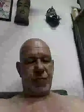 FabiQuilmes online show from 01-14-25, 03:11