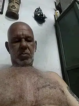 FabiQuilmes online show from 03-22-25, 01:32