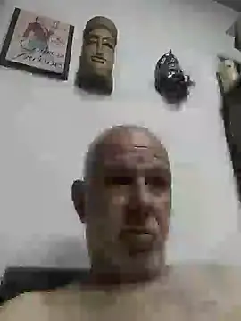 FabiQuilmes online show from 12-21-24, 01:04