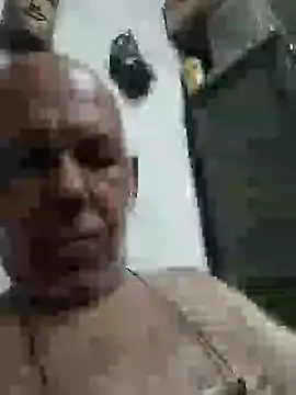 FabiQuilmes online show from 01-23-25, 03:01