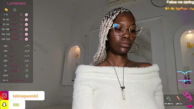 Tahira 21  online show from 03-17-25, 10:40