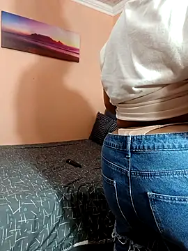 Fantasy1976 online show from 11-29-25, 03:23