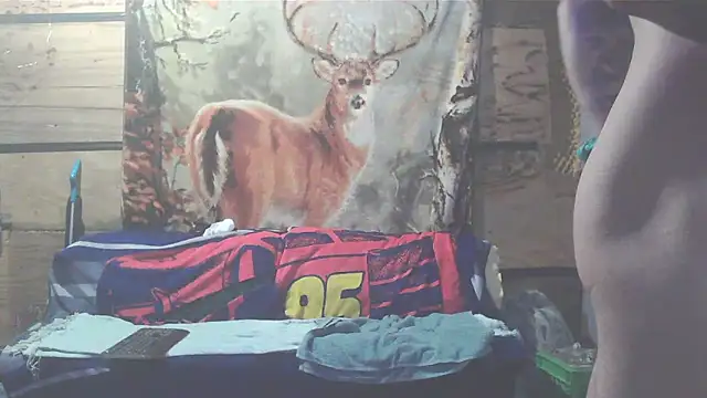 Snapshot of Smurfschmidt chatting on 03-16-25, 12:12 Smurfschmidt online show from 03-16-25, 12:12