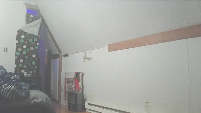 Snapshot of Smurfschmidt chatting on 12-04-25, 02:21 Smurfschmidt online show from 12-04-25, 02:21