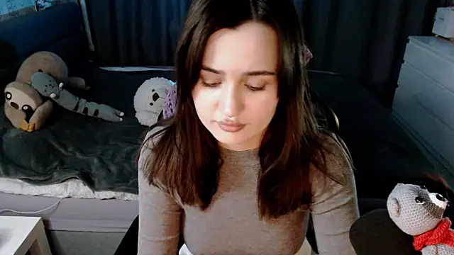 Snapshot of KiraYammy chatting on 01-20-25, 10:48 KiraYammy online show from 01-20-25, 10:48