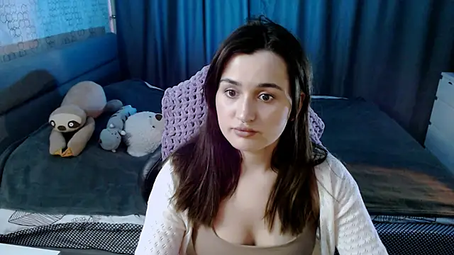 Snapshot of KiraYammy chatting on 02-06-25, 02:04 KiraYammy online show from 02-06-25, 02:04