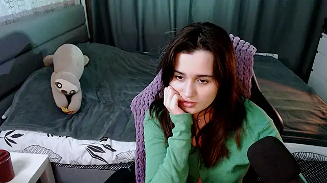 Snapshot of KiraYammy chatting on 03-08-25, 01:39 KiraYammy online show from 03-08-25, 01:39