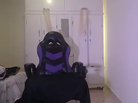 barbara anal squirt  online show from 10-20-25, 01:00