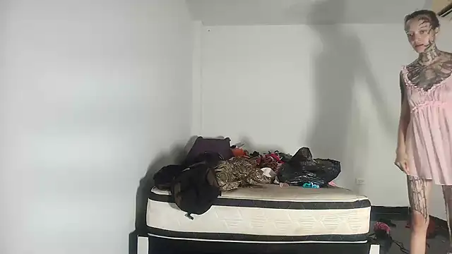 barbara anal squirt  online show from 06-27-26, 12:22