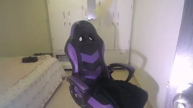 barbara anal squirt  online show from 10-15-25, 08:39