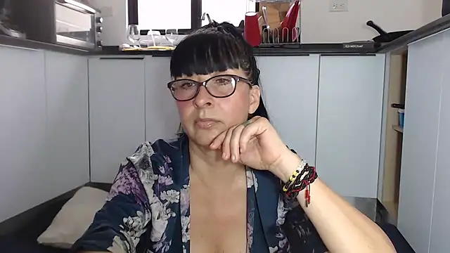 HellenLatin online show from 05-09-26, 08:45