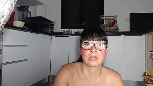 HellenLatin online show from 03-17-26, 06:38