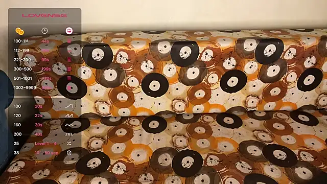 shuhana  online show from 10-21-25, 01:16