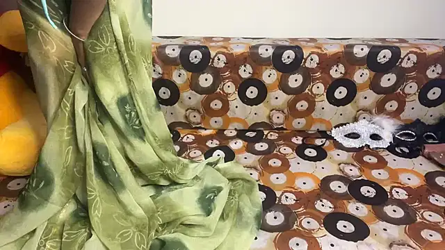 shuhana  online show from 05-08-26, 04:49