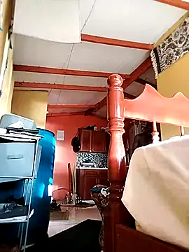 Snapshot of MrNymphoLonelySoulja chatting on 10-06-25, 10:38 MrNymphoLonelySoulja online show from 10-06-25, 10:38