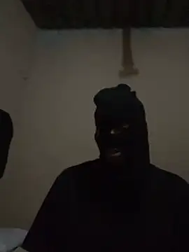 Gifttheskimaskboy online show from 02-15-26, 08:08