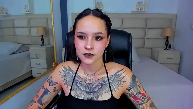 AnnyThompson  online show from 09-25-25, 09:10