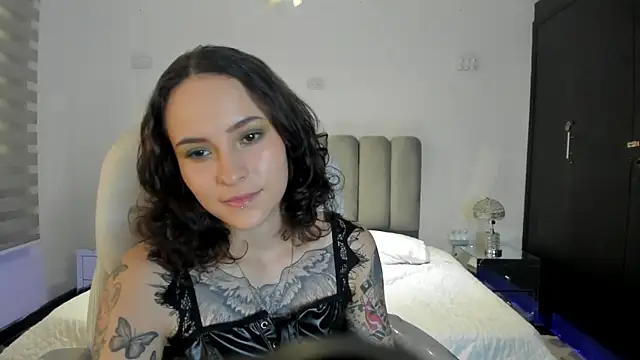 Snapshot of AnnyThompson_ chatting on 02-17-26, 10:29 AnnyThompson online show from 02-17-26, 10:29