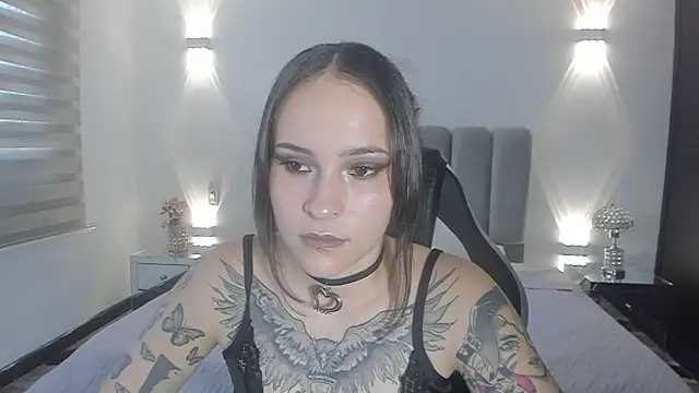 AnnyThompson  online show from 03-05-26, 10:27