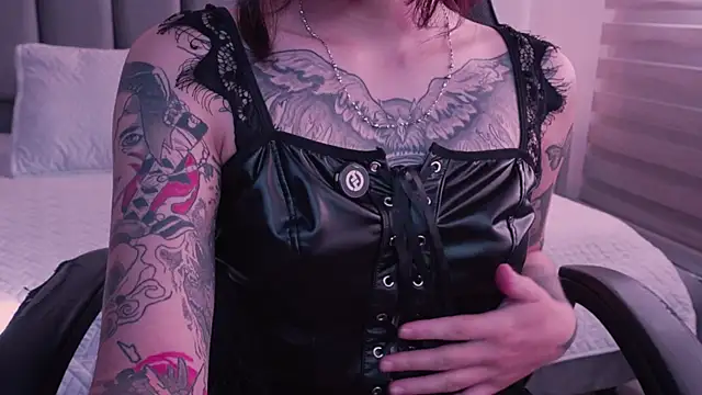 AnnyThompson  online show from 12-21-25, 09:26