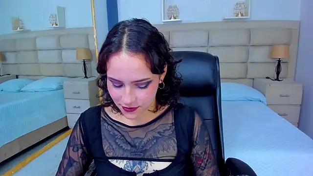 AnnyThompson  online show from 10-27-25, 09:05