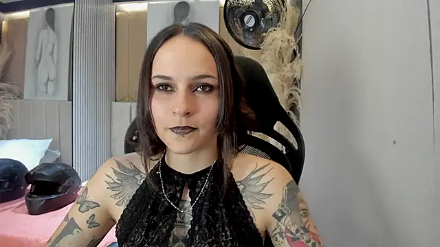 AnnyThompson  online show from 04-03-26, 10:16