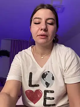 Snapshot of xqueenyasmine chatting on 12-10-24, 11:51 xqueenyasmine online show from 12-10-24, 11:51