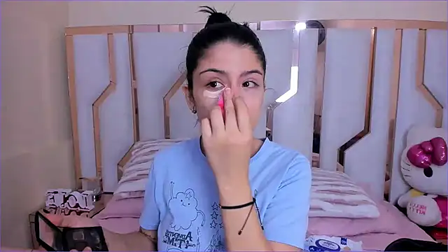 TifanyChill online show from 11-04-25, 07:39