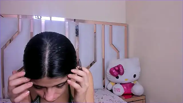 TifanyChill online show from 10-29-25, 10:09