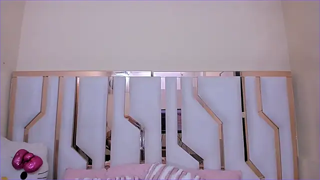 TifanyChill online show from 09-26-25, 07:32