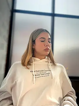 Jules Anderson online show from 11-21-25, 09:36