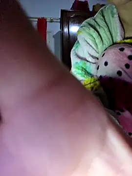 Snapshot of altinya chatting on 02-19-26, 12:18 altinya online show from 02-19-26, 12:18