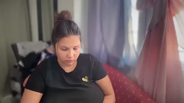 minette-sexy online show from 09-19-25, 09:24