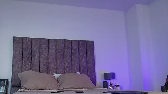 milaivanova online show from 09-20-25, 04:34